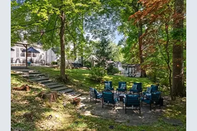 48 Lakeview Dr, Morris Plains, NJ 07950 - Photo 37