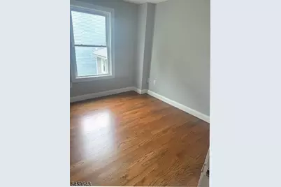 23 Edwin Pl, Newark, NJ 07112 - Photo 9