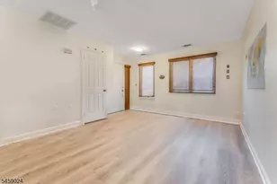 7 Westchester Terrace, Clinton Township, NJ 08801 - Photo 5