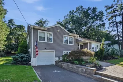 158 Morningside Rd, Paramus, NJ 07652 - Photo 1