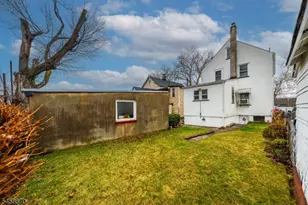 424 Frankfort St, Orange, NJ 07050 - Photo 3