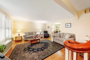 424 Frankfort St, Orange, NJ 07050 - Photo 3