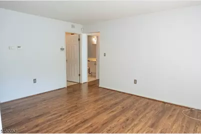 128 Arbor Way, Branchburg Township, NJ 08876 - Photo 21