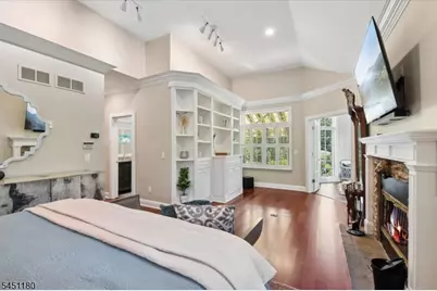 347 Drakestown Rd, Washington Township, NJ 07853 - Photo 23
