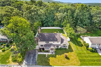 127 Mountain Circle South, West Milford Twp., NJ 07480 - Photo 5