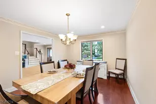 127 Mountain Cir S, West Milford Twp., NJ 07480 - Photo 11