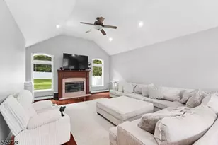 127 Mountain Cir S, West Milford Twp., NJ 07480 - Photo 19