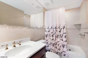 127 Mountain Cir S, West Milford Twp., NJ 07480 - Photo 17