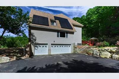 26 Stonehedge Dr, Hardyston Township, NJ 07460 - Photo 43