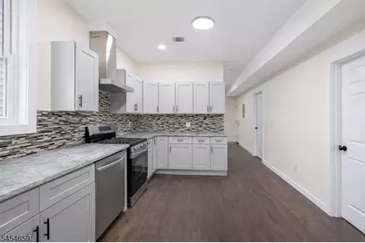 125 Park Ave, Newark, NJ 07104 - Photo 49