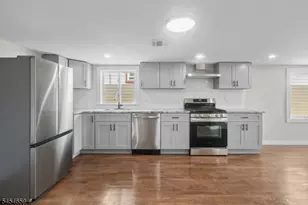 125 Park Ave, Newark, NJ 07104 - Photo 13