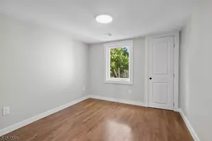 125 Park Ave, Newark, NJ 07104 - Photo 29