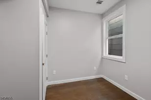 125 Park Ave, Newark, NJ 07104 - Photo 27