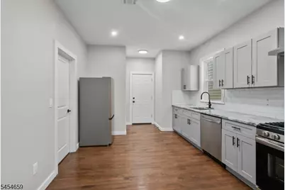 125 Park Ave, Newark, NJ 07104 - Photo 9