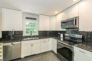 20 Byron Pl, Sparta Township, NJ 07871 - Photo 15