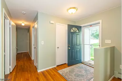 20 Byron Pl, Sparta Township, NJ 07871 - Photo 3