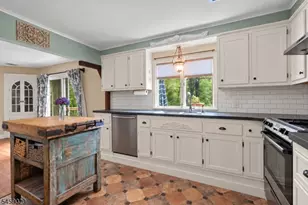 54 Skyview Rd, West Milford, NJ 07480 - Photo 15