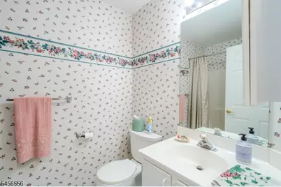 133 Town Center Dr, Warren Township, NJ 07059 - Photo 9