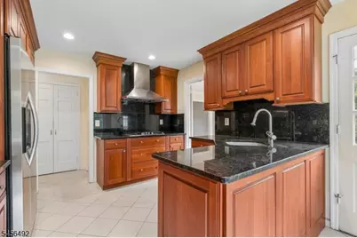 24 Woodland Rd, Madison, NJ 07940 - Photo 9