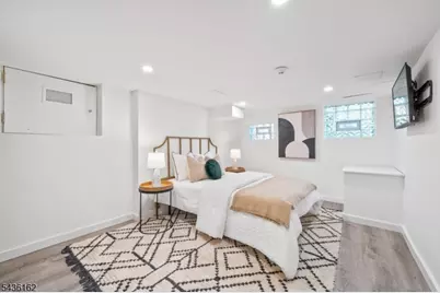 48 Edgemont Rd, Montclair, NJ 07042 - Photo 45