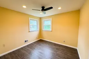 137 Centerton Dr, Parsippany, NJ 07054 - Photo 9