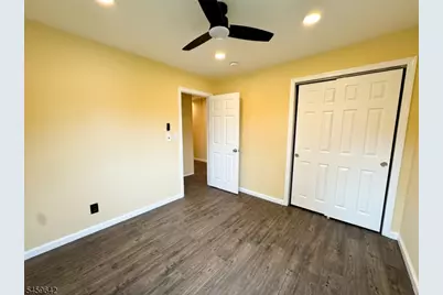 137 Centerton Dr, Parsippany, NJ 07054 - Photo 17