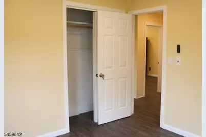 137 Centerton Dr, Parsippany, NJ 07054 - Photo 15