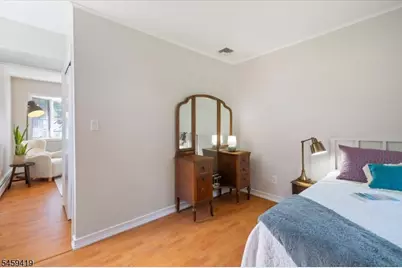 30 Laurel Dr, Wayne, NJ 07470 - Photo 19