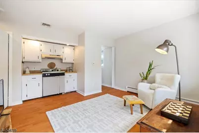 30 Laurel Dr, Wayne, NJ 07470 - Photo 27