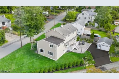 30 Laurel Dr, Wayne, NJ 07470 - Photo 31