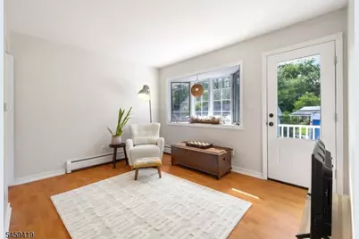 30 Laurel Dr, Wayne, NJ 07470 - Photo 23