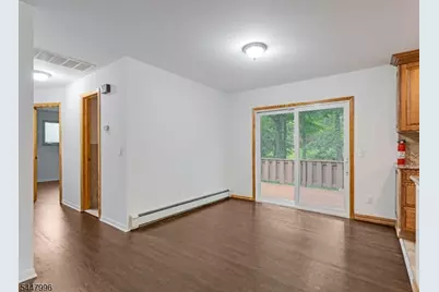 1 Oklahoma Trl, Hopatcong, NJ 07843 - Photo 3