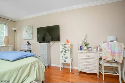 63 Averell Dr, Parsippany, NJ 07950 - Photo 17