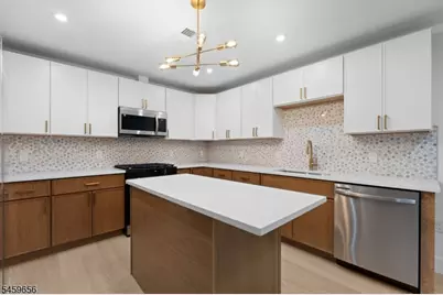 645 S 10th St Unit #1, Newark, NJ 07108 - Photo 9