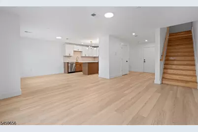 645 S 10th St Unit #1, Newark, NJ 07108 - Photo 3