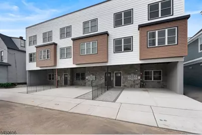 645 S 10th St Unit #1, Newark, NJ 07108 - Photo 1