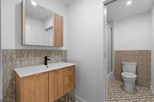645 S 10th St Unit, Newark, NJ 07108 - Photo 17