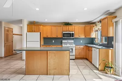 19 Brook Hollow Ct, Hawthorne, NJ 07506 - Photo 29