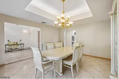 19 Brook Hollow Ct, Hawthorne, NJ 07506 - Photo 7