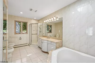 19 Brook Hollow Ct, Hawthorne, NJ 07506 - Photo 25