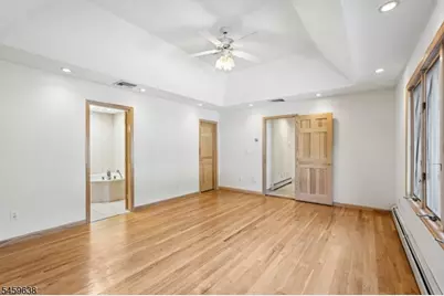 19 Brook Hollow Ct, Hawthorne, NJ 07506 - Photo 23