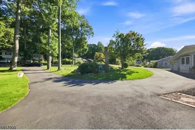 25 Sachem Rd, Jefferson Township, NJ 07849 - Photo 35