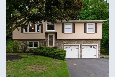 109 Valley View Trl, Sparta Township, NJ 07871 - Photo 1