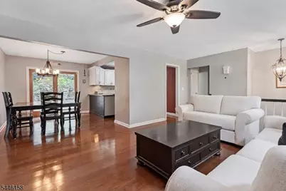 109 Valley View Trl, Sparta Township, NJ 07871 - Photo 7