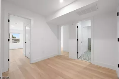 645 S 10th St Unit #2, Newark, NJ 07108 - Photo 3