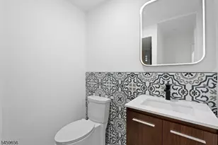 645 S 10th St Unit, Newark, NJ 07108 - Photo 13