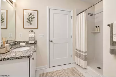 82 Depot Way, Dunellen, NJ 08812 - Photo 15