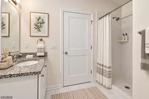 82 Depot Wy, Dunellen, NJ 08812 - Photo 15