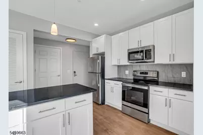 2003 Morris Ave #417, Union Township, NJ 07083 - Photo 1