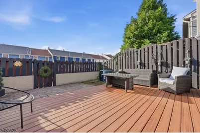 247 Mount Pleasant Ave, Newark, NJ 07104 - Photo 33